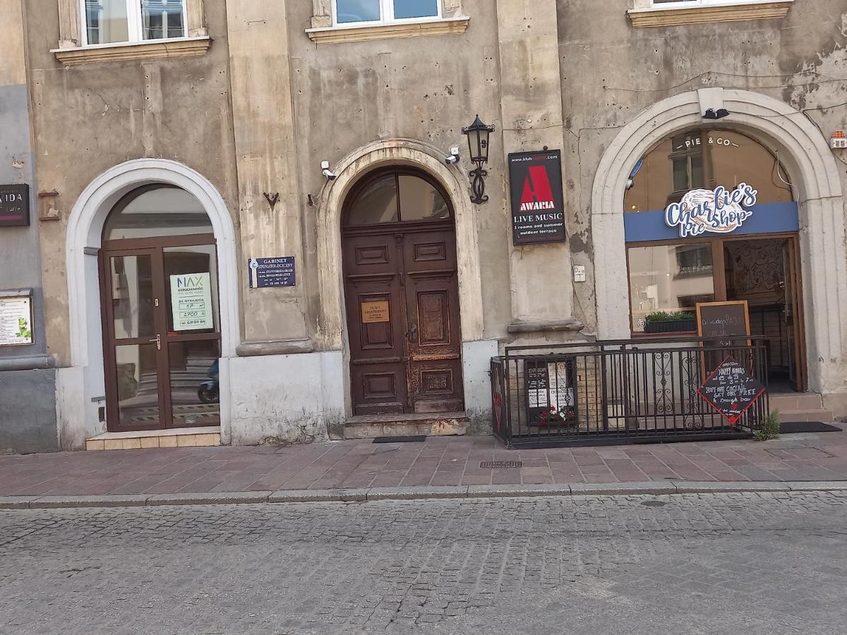 Sara -Mikolajska - Rynek - Netflix Hydromassage Appartement Krakau Buitenkant foto